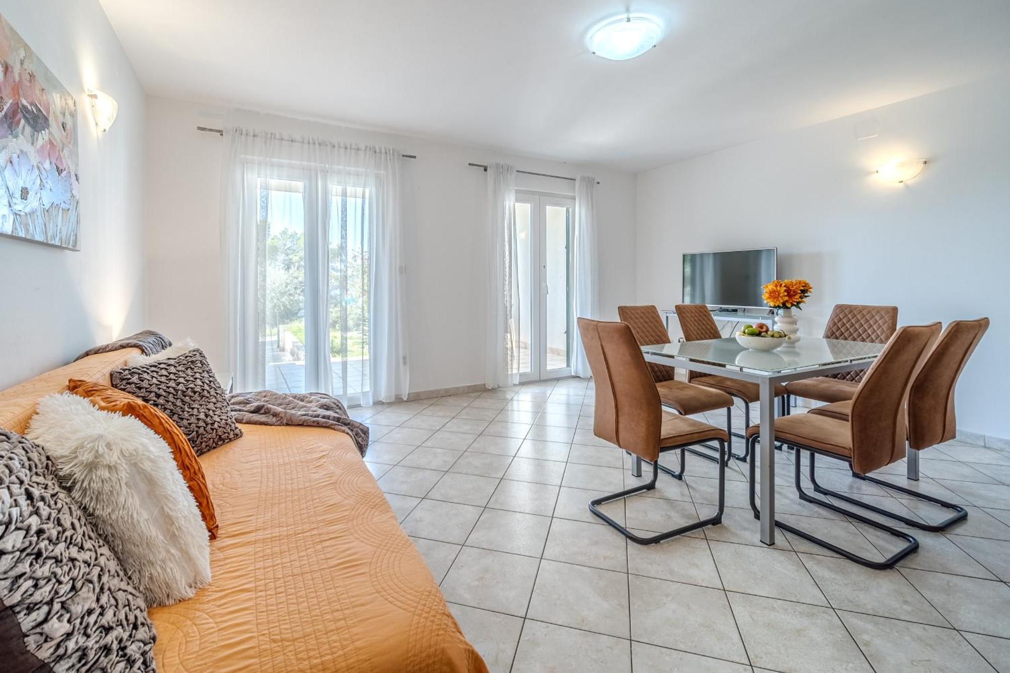 Apartment Milna - With Swimming Pool & Amazing Seaviews, Above Bijaka Beach Екстер'єр фото